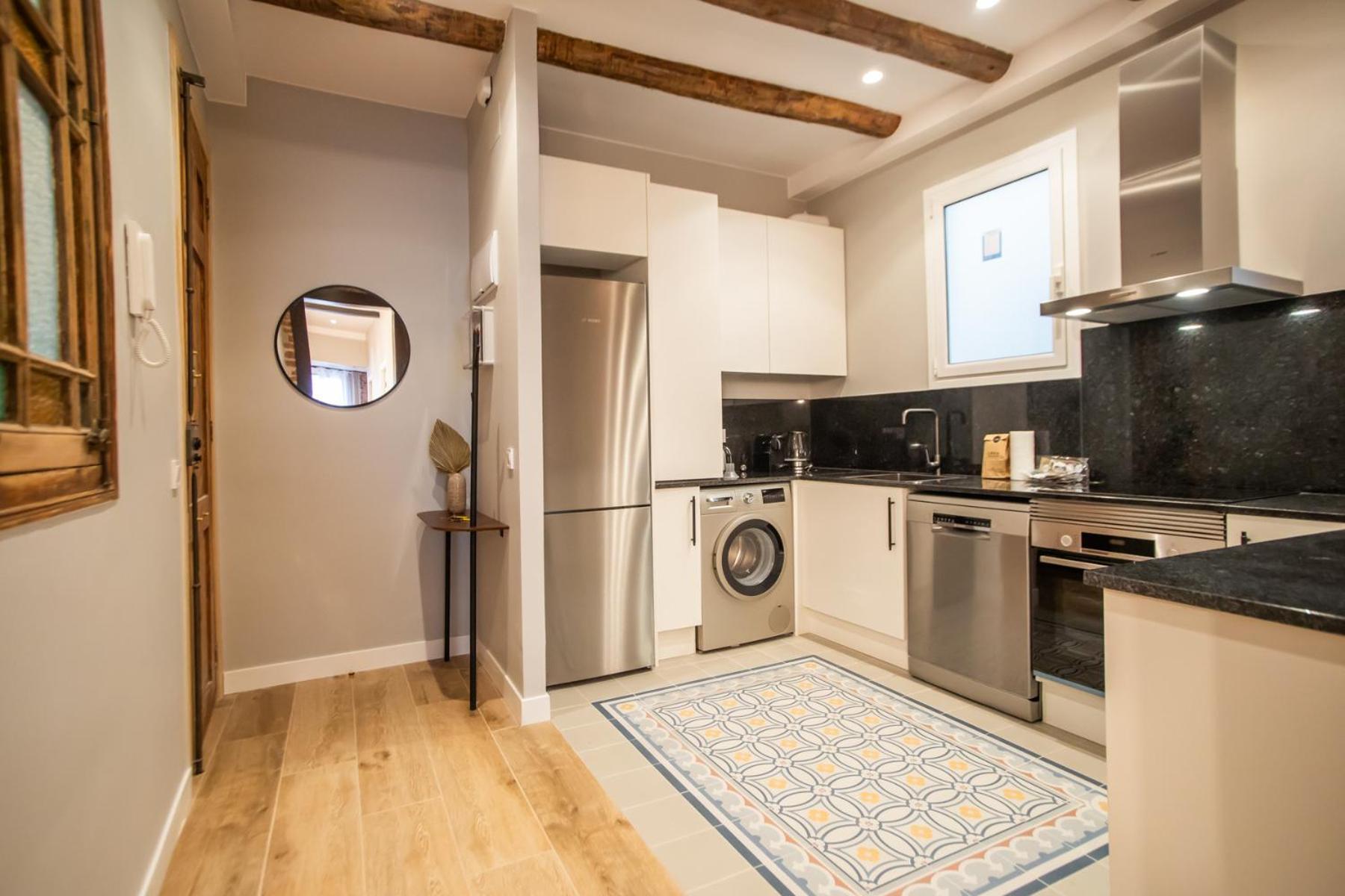 Apartamento 23mal1075- Beautiful 2br Near Sagrada Fa *