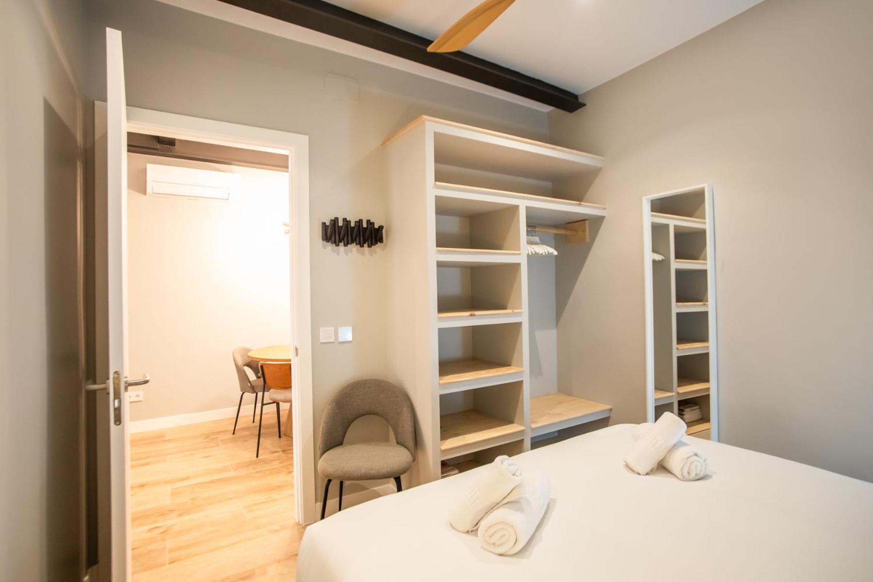 23mal1075- Beautiful 2br Near Sagrada Fa Apartamento *